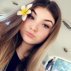 Meet your Posher, Kristina